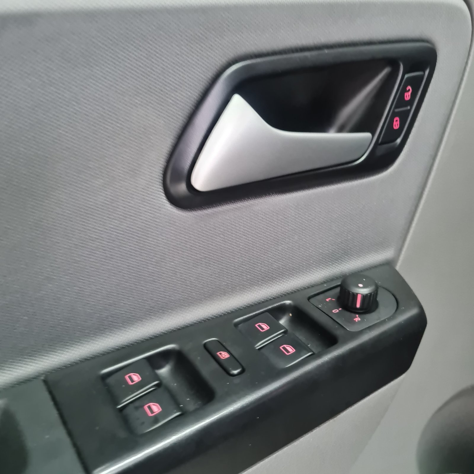 VW FOX HIGHLINE 1.6 2016