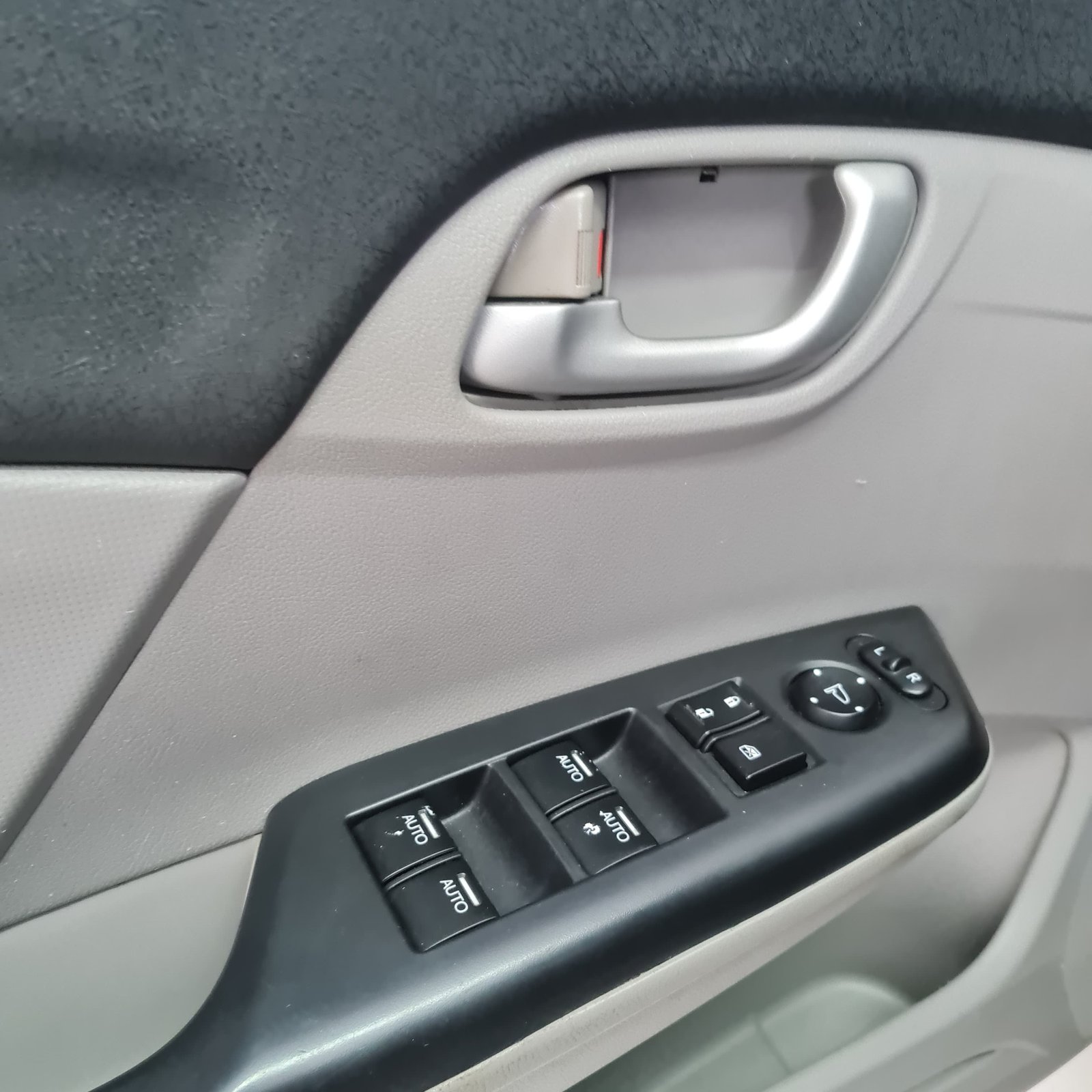 HONDA CIVIC LXS 1.8 2015