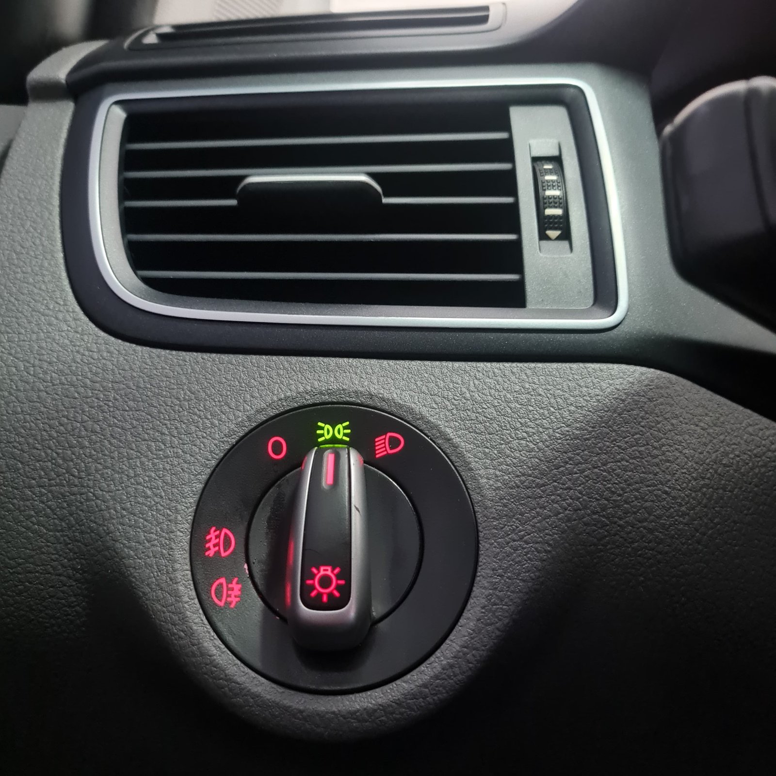 VW FOX HIGHLINE 1.6 2016