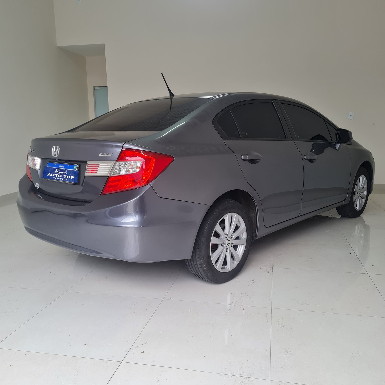 HONDA CIVIC LXS 1.8 2015