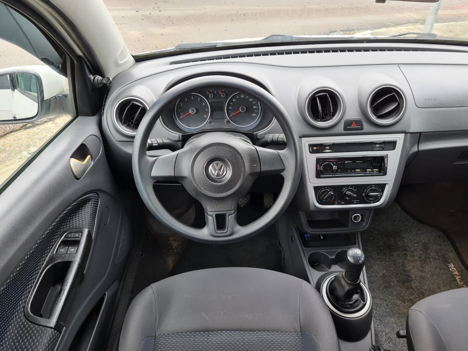 Volkswagen Voyage 